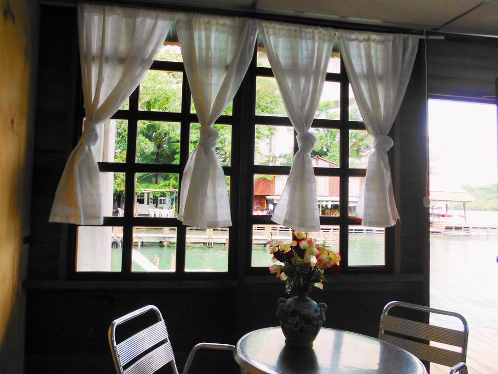 نهر دولسي Hotel Y Restaurante Backpackers الغرفة الصورة