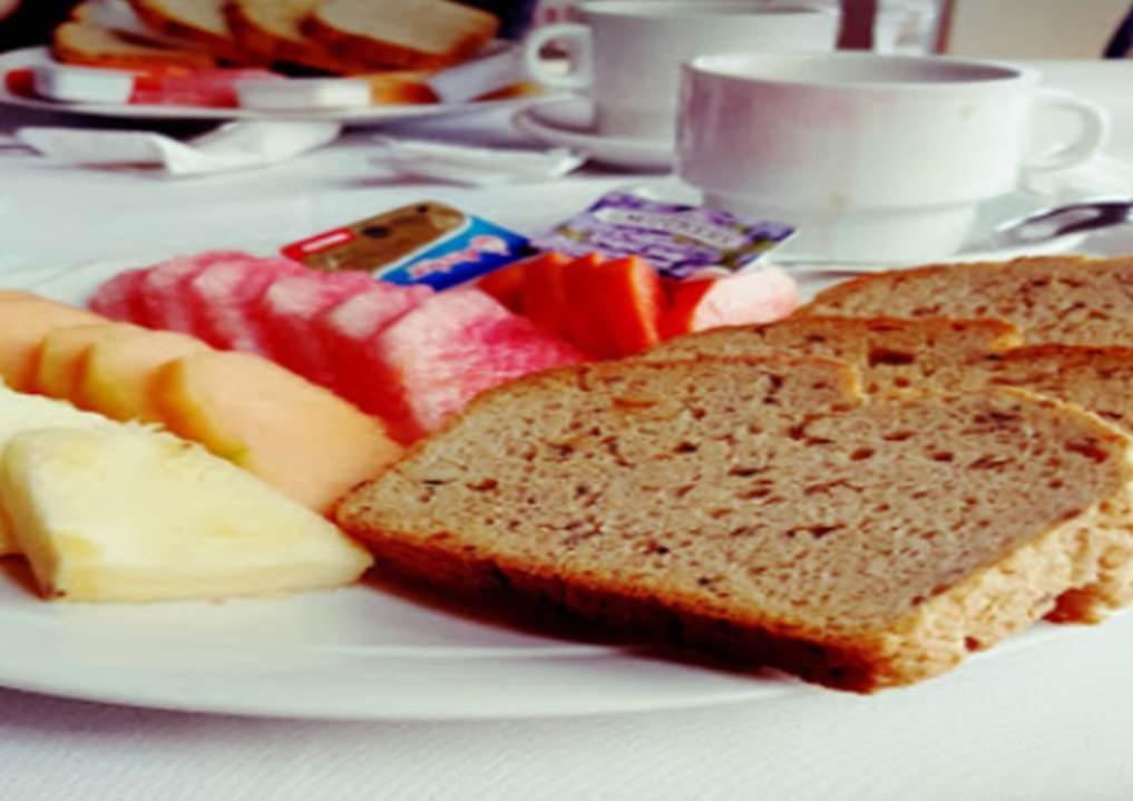 نهر دولسي Hotel Y Restaurante Backpackers المظهر الخارجي الصورة